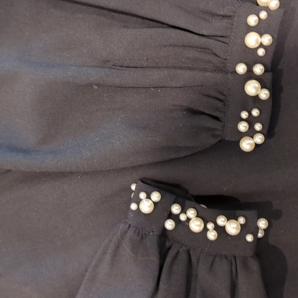 Basic Black Dress with Pearls - Picture 3 of 5